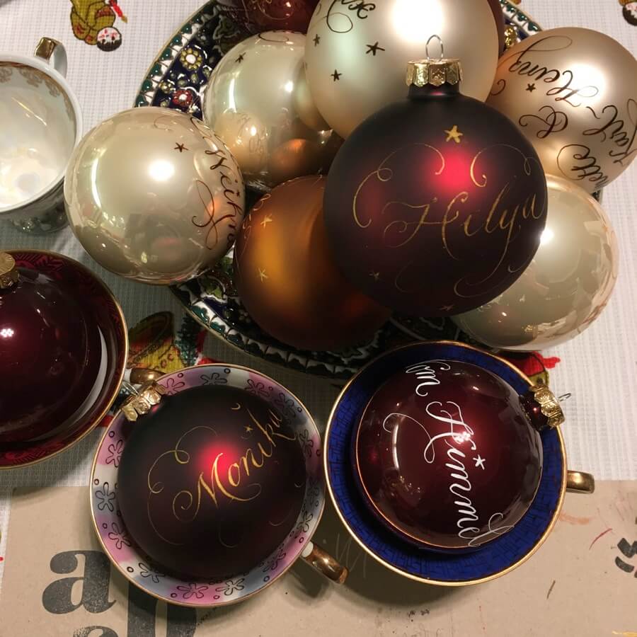 Christbaumkugel personalisiert - individuell beschriftet