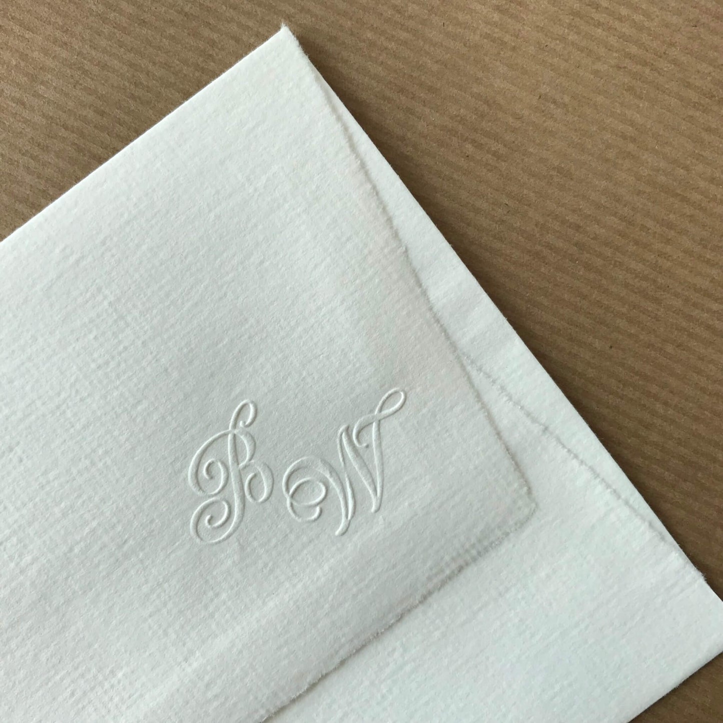 Tschechisches Bütten-Briefpapier mit Monogrammprägung